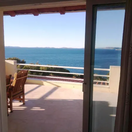 Apartament Tini *