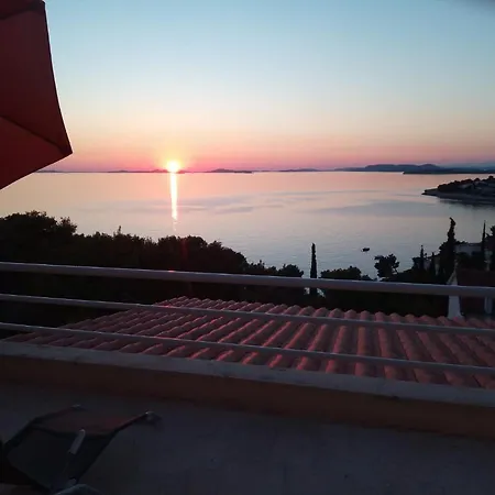 Tini Apartment