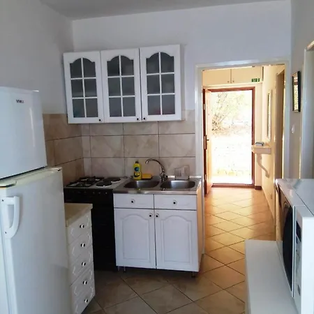Apartament Tini *